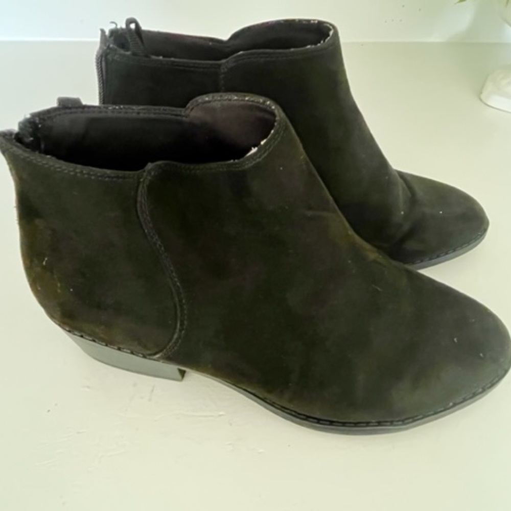 Old Navy Ankle Boot, Size 5